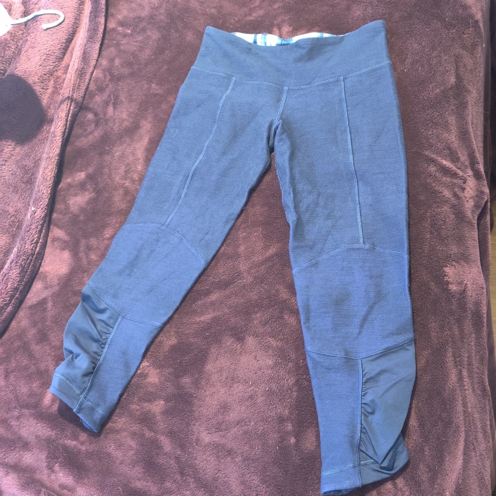 NWOT Lululemon Capri leggings